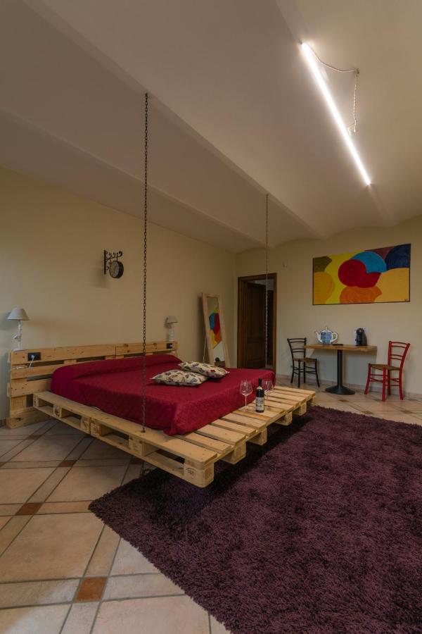 Casa FurnoCerte Notti Langhe住宿加早餐旅馆 外观 照片